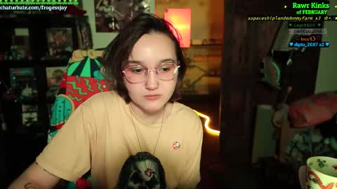 Snapshot of frogessjay chatting on February 16, 2026, 5:20 pm Jaywise Frogfoot online show from February 16, 2026, 5:20 pm