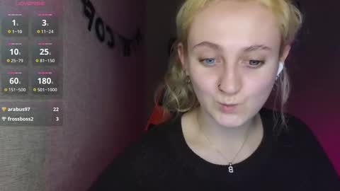 Snapshot of frosty_blueberries4 chatting on March 7, 2025, 11:38 pm ANA online show from March 7, 2025, 11:38 pm