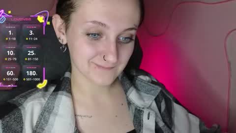 Snapshot of frosty_blueberries4 chatting on October 8, 2025, 11:13 pm ANA online show from October 8, 2025, 11:13 pm