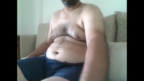 Snapshot of fruti_loops chatting on January 23, 2025, 6:06 am fruti loops Bull online show from January 23, 2025, 6:06 am