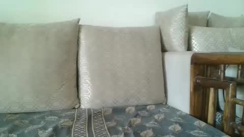 Snapshot of fruti_loops chatting on February 20, 2026, 6:26 am fruti loops Bull online show from February 20, 2026, 6:26 am