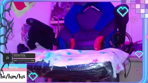 Kevin online show from November 21, 2025, 4:00 am