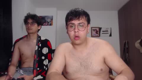 uwu online show from November 20, 2025, 10:42 pm