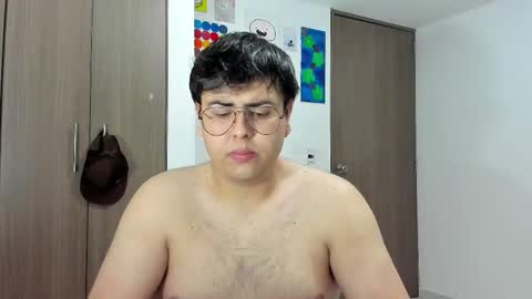 uwu online show from March 25, 2026, 3:23 am