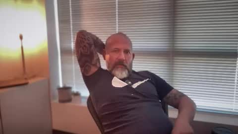 fuckadilf online show from May 3, 2026, 2:56 pm