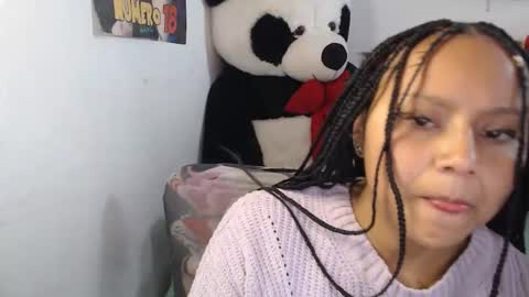 Mia and Gary  online show from May 17, 2026, 8:27 pm