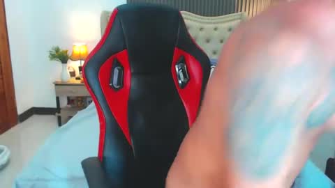 Snapshot of fuckinghot201 chatting on February 7, 2025, 9:26 am jason online show from February 7, 2025, 9:26 am