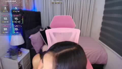 JAYDE MARRIE online show from November 8, 2025, 6:51 pm