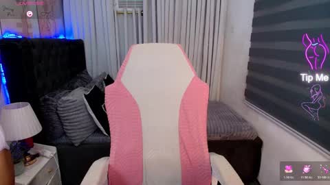 Snapshot of fuckingnaughtyjayde chatting on March 24, 2026, 7:30 pm JAYDE MARRIE online show from March 24, 2026, 7:30 pm
