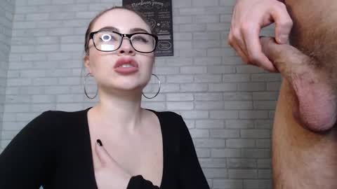 Snapshot of fuckyoursecretary chatting on February 22, 2025, 2:30 pm fuckyoursecretary online show from February 22, 2025, 2:30 pm