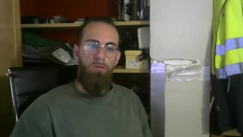 fuerte440 online show from October 16, 2025, 9:54 am