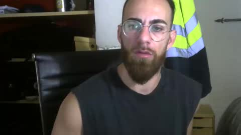 fuerte440 online show from November 17, 2025, 10:21 am