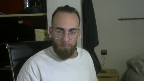 fuerte440 online show from November 18, 2025, 10:31 am