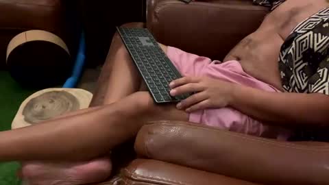 fuklicious online show from February 21, 2025, 1:33 am