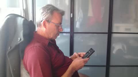 Snapshot of fuldaflyst4 chatting on October 28, 2025, 9:46 am fuldaflyst4 online show from October 28, 2025, 9:46 am