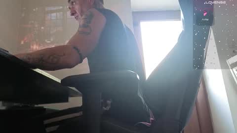 FullArtOfSex online show from November 11, 2025, 8:47 am