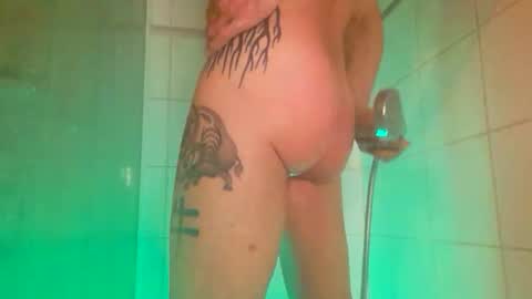 Snapshot of fullartofsex chatting on February 5, 2026, 7:51 pm FullArtOfSex online show from February 5, 2026, 7:51 pm