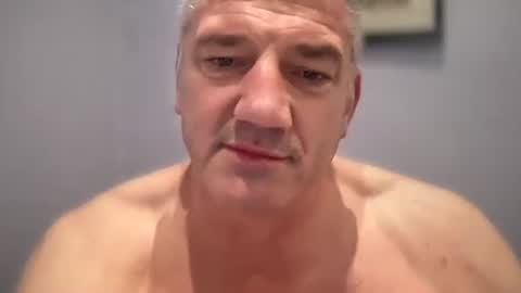 fullback_15 online show from May 16, 2026, 7:05 am