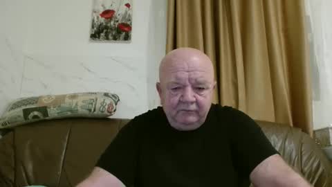 fullballs6 online show from February 20, 2026, 2:52 am