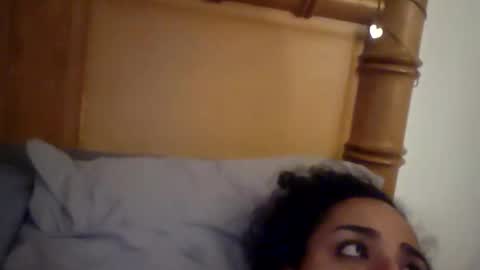 Snapshot of fulluforever chatting on February 4, 2026, 9:37 am Astrid online show from February 4, 2026, 9:37 am