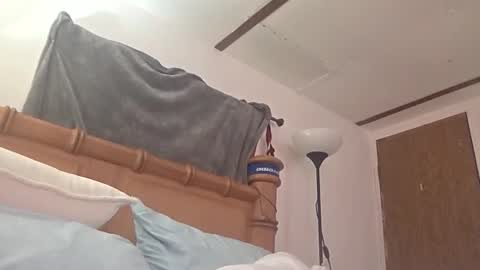 Snapshot of fulluforever chatting on February 27, 2026, 5:51 am Astrid online show from February 27, 2026, 5:51 am