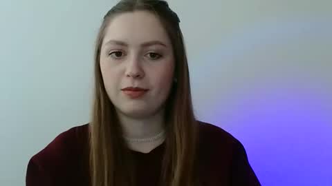 Snapshot of funemma000 chatting on December 4, 2025, 12:14 pm Emma online show from December 4, 2025, 12:14 pm