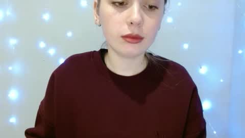 Snapshot of funemma000 chatting on December 20, 2025, 8:10 am Emma online show from December 20, 2025, 8:10 am