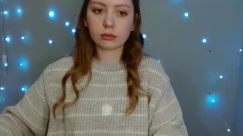 Snapshot of funemma000 chatting on December 23, 2025, 8:12 am Emma online show from December 23, 2025, 8:12 am