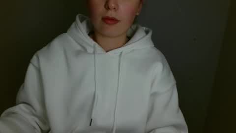 Snapshot of funemma000 chatting on January 15, 2026, 7:13 am Emma online show from January 15, 2026, 7:13 am