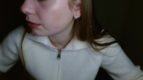 Snapshot of funemma000 chatting on February 5, 2026, 11:15 am Emma online show from February 5, 2026, 11:15 am