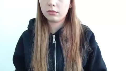 Snapshot of funemma000 chatting on March 2, 2026, 7:15 am Emma online show from March 2, 2026, 7:15 am