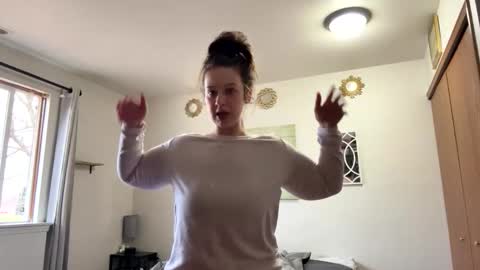 Linnys Palace online show from February 20, 2026, 5:13 pm