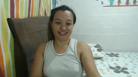 Snapshot of funluvnpinay4u chatting on January 20, 2025, 4:43 am MAE online show from January 20, 2025, 4:43 am
