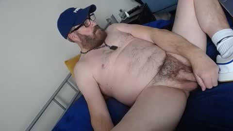 furbeef4lad80 online show from December 15, 2025, 1:48 pm