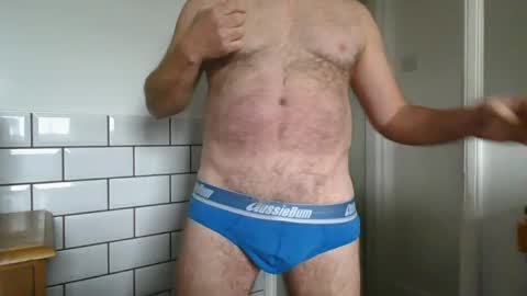 Snapshot of furr4u chatting on January 29, 2025, 11:41 am Rich online show from January 29, 2025, 11:41 am
