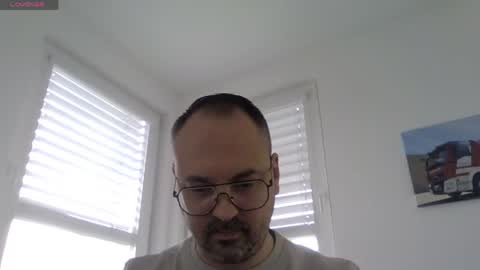 Snapshot of fussballer911 chatting on May 6, 2026, 11:15 am Eric online show from May 6, 2026, 11:15 am