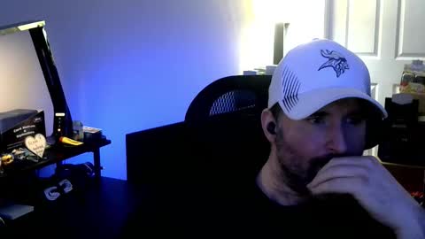 Snapshot of fuzz69_ chatting on February 5, 2026, 7:07 pm fuzz69_ online show from February 5, 2026, 7:07 pm