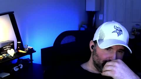 Snapshot of fuzz69_ chatting on February 8, 2026, 2:09 pm fuzz69_ online show from February 8, 2026, 2:09 pm