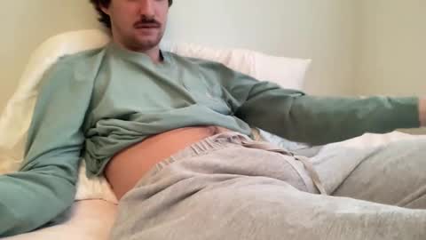 Snapshot of fuzzedpeach chatting on November 30, 2025, 4:33 pm fuzzedpeach online show from November 30, 2025, 4:33 pm