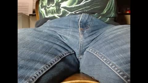 Snapshot of fuzzyblues chatting on January 11, 2025, 1:37 am Fuzzy Blues online show from January 11, 2025, 1:37 am