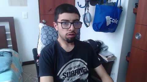 andrew online show from October 28, 2025, 2:20 pm