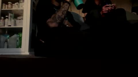 fvvkboyy online show from January 6, 2025, 5:30 am