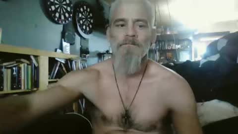 Snapshot of fwbowling chatting on February 5, 2025, 5:53 pm 77daddy online show from February 5, 2025, 5:53 pm