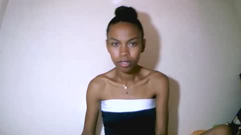 Snapshot of fyah1027 chatting on November 20, 2025, 7:30 am fyah1027 online show from November 20, 2025, 7:30 am