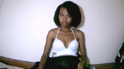 Snapshot of fyah1027 chatting on November 23, 2025, 7:52 am fyah1027 online show from November 23, 2025, 7:52 am