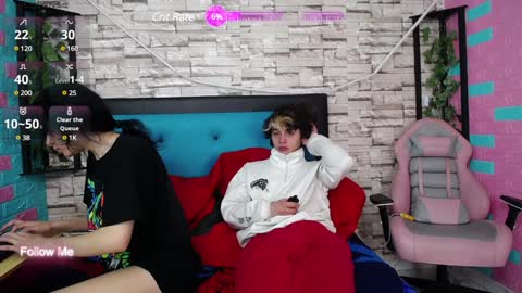 Snapshot of fyre_fox_ chatting on December 14, 2024, 4:01 am FYRE y FOX online show from December 14, 2024, 4:01 am