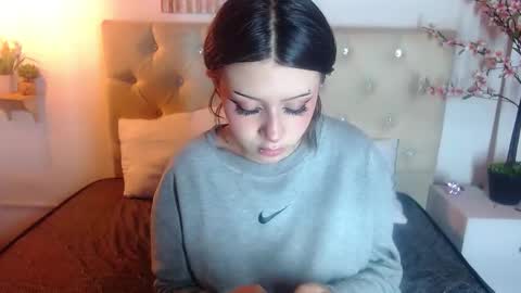 FIRE AND FOX online show from November 2, 2025, 8:44 pm