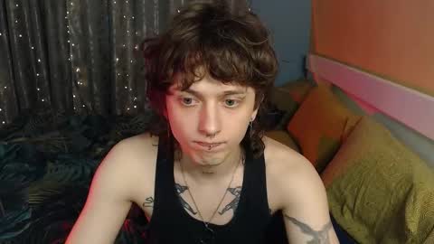 Ian online show from December 15, 2025, 10:36 pm