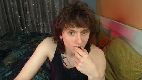 Snapshot of g1vememoney chatting on January 15, 2026, 1:54 am Ian online show from January 15, 2026, 1:54 am