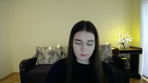 Jaklin online show from February 4, 2025, 8:46 am